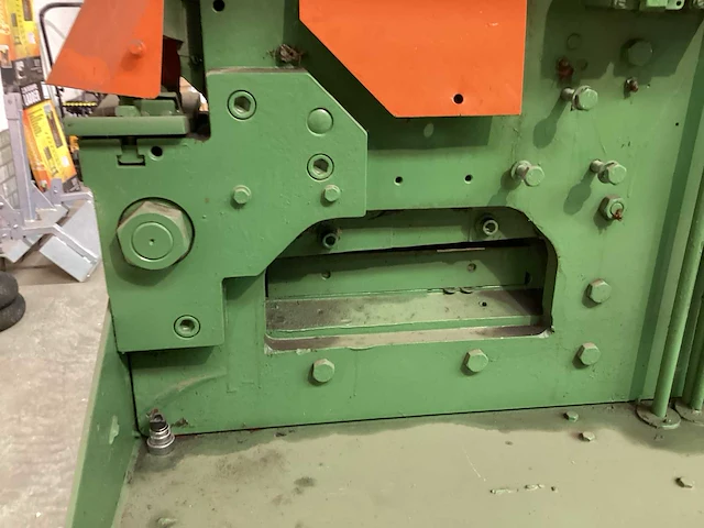 Peddingmaster 28/40h pons- en knipmachine - afbeelding 8 van  11