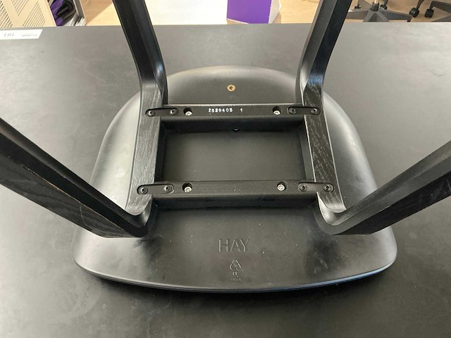 Pedrali / hay vergadertafel met krukken - afbeelding 6 van  6