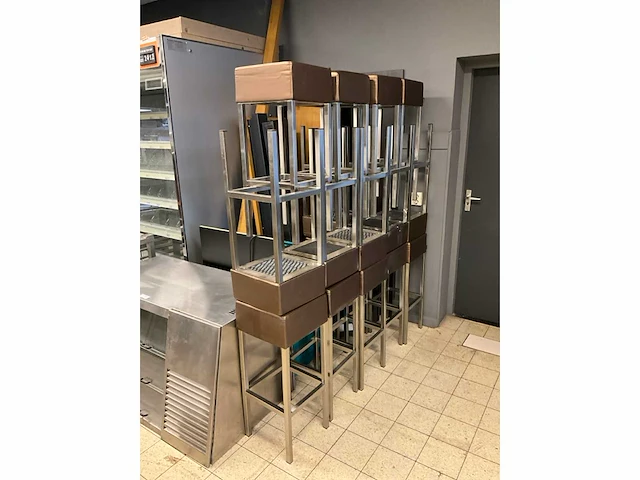 Pedrali kunstlederen barkrukken (16x) - afbeelding 8 van  8