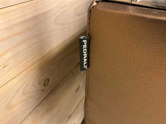 Pedrali kunstlederen barkrukken (16x) - afbeelding 7 van  8