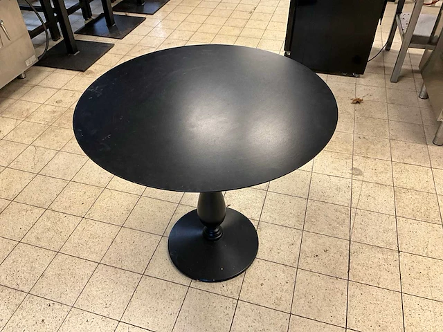 Pedrali tonda 4150 restauranttafel (10x) - afbeelding 1 van  9