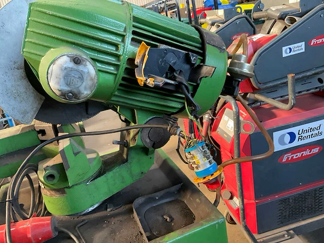 Pedrazzou afkortcirkelzaagmachine metaal - afbeelding 9 van  9