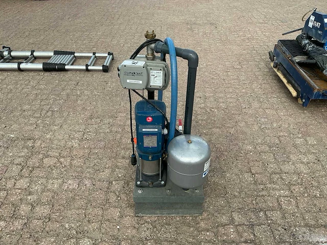 Pedrollo 03-18 hydrofoorpomp - afbeelding 1 van  7