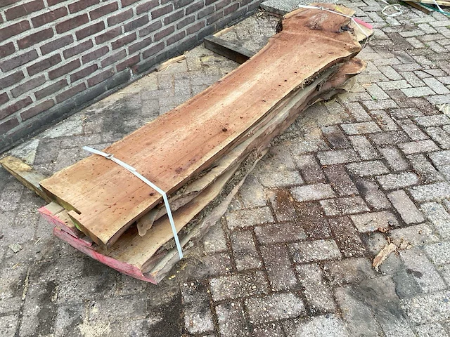 Peer gestoomd - kd ovengedroogd 2050 x 550 x 360 mm - schaaldeel (7x) - afbeelding 3 van  6