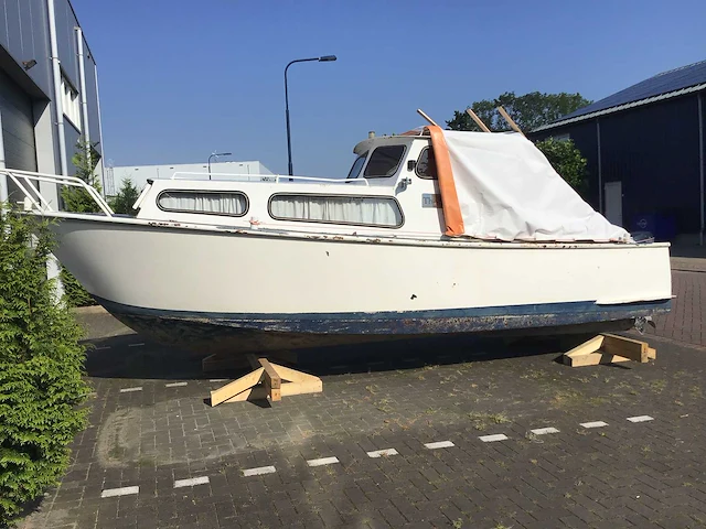 Peerenboom kruiser motorjacht - afbeelding 1 van  22