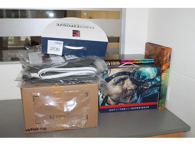 Peesdoeken daf en sampleboxen. - afbeelding 1 van  1