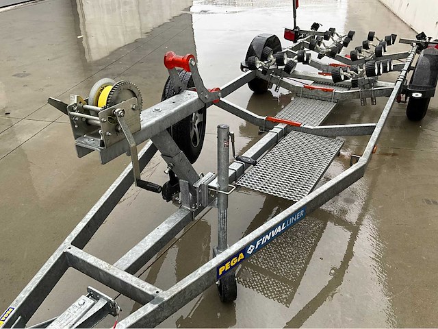 Pega multiliner boottrailer - afbeelding 2 van  13