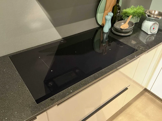 Pelgrim ika7904 inbouw inductiekookplaat - afbeelding 2 van  6