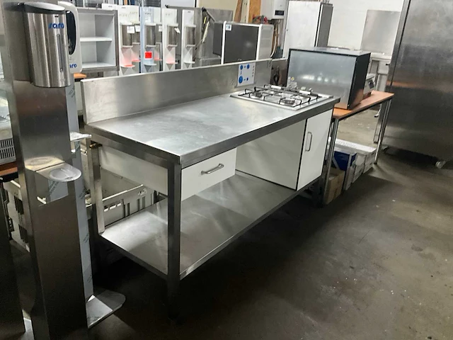 Pelgrim rvs werktafel met gasfornuis - afbeelding 1 van  7