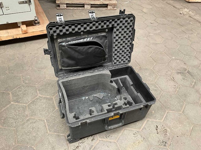 Pelican transportkist - afbeelding 3 van  7