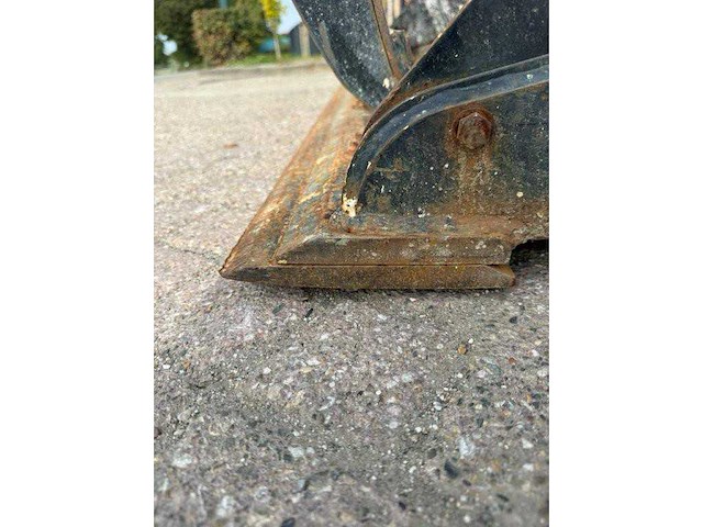 Pelikaan jcb graafbak - afbeelding 9 van  17