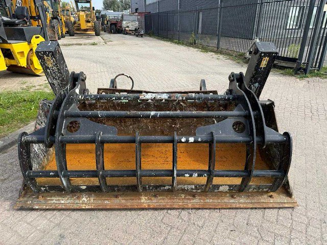 Pelikaan jcb graafbak - afbeelding 1 van  17