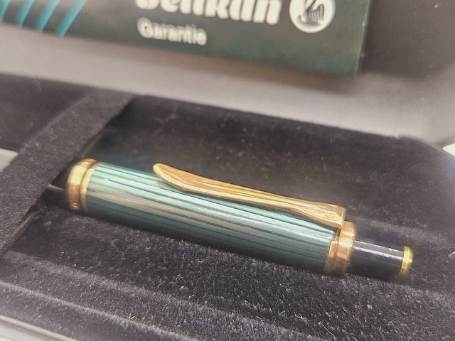 Pelikan souverän 600 draai-balpen - inclusief doos - afbeelding 2 van  8