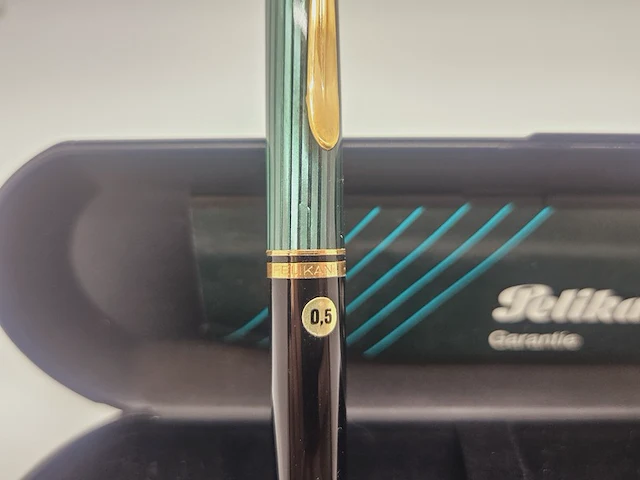 Pelikan souverän 600 draai-balpen - inclusief doos - afbeelding 7 van  8