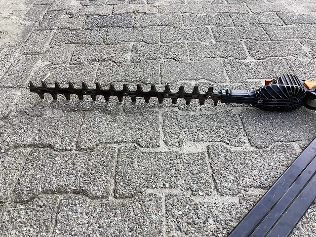 Pellenc alpha w60 heggenschaar - afbeelding 4 van  7