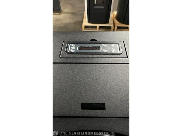 Pellethaard vrijstaand 10kw , eswo135plus, zwart - afbeelding 4 van  6