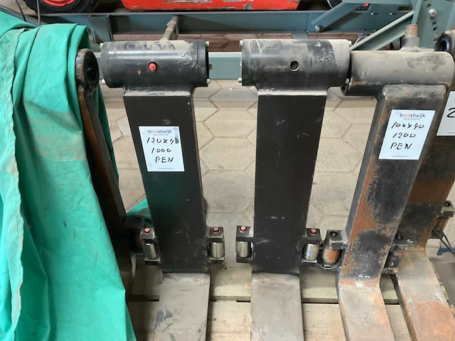 Pen heftruck vorken - afbeelding 2 van  4