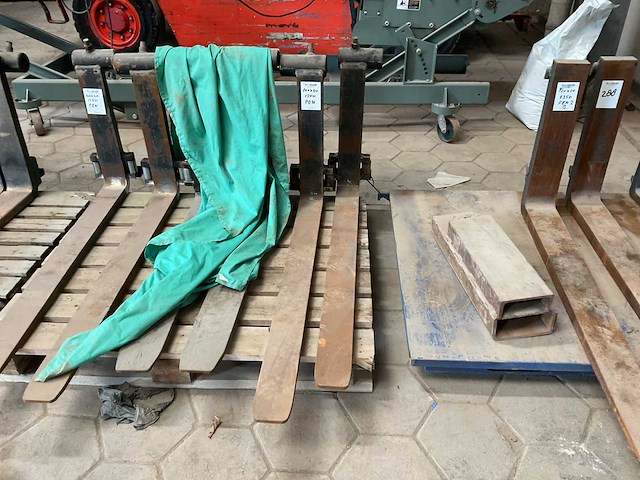 Pen heftruck vorken - afbeelding 1 van  4