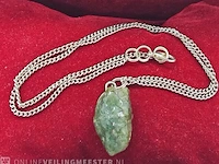 Pendant ketting met natuurlijke 32ct emerald steen - afbeelding 2 van  4