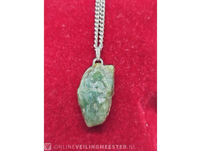Pendant ketting met natuurlijke 32ct emerald steen - afbeelding 3 van  4