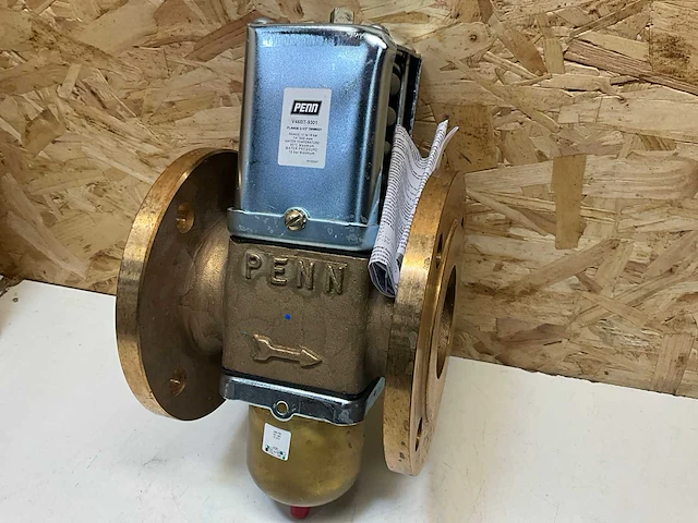 Penn v46bt-9301 koelwaterregelaar - afbeelding 1 van  9