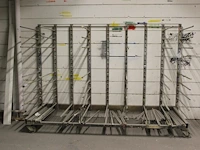Pennenwagen. afmeting 275 x 100 x 192 cm. - afbeelding 1 van  2