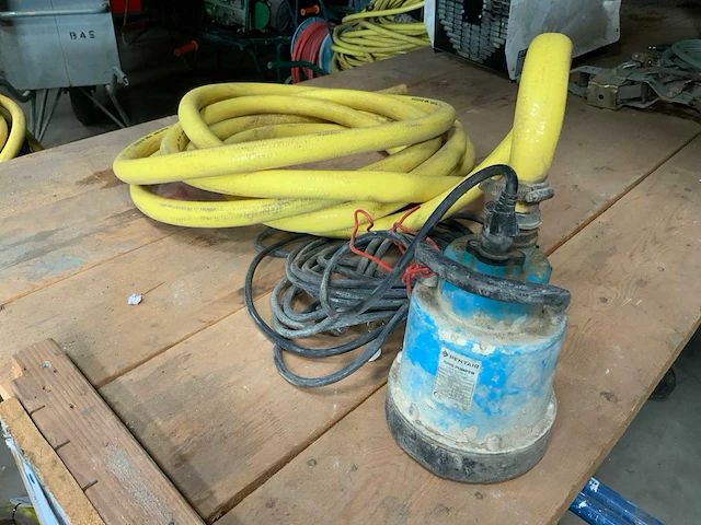 Pentair jung pumpen simer 4 dompelpomp - afbeelding 1 van  2