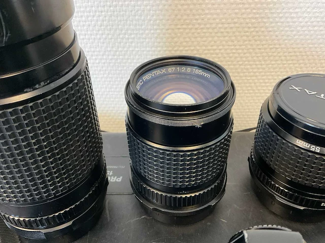 Pentax 67 fotocamera - afbeelding 6 van  8