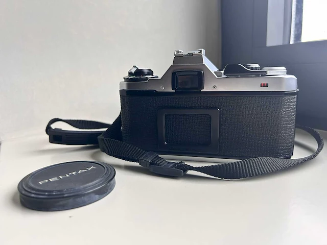 Pentax me super analoge spiegelreflexcamera - afbeelding 5 van  10