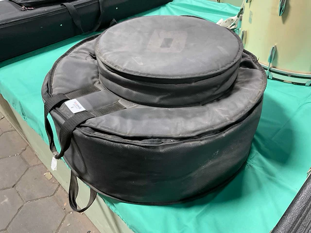 Percussion plus drum set - afbeelding 1 van  8