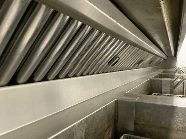 Perfecta - summum special e 4 pans - 4-pans productiekeuken friteusewand - afbeelding 13 van  14