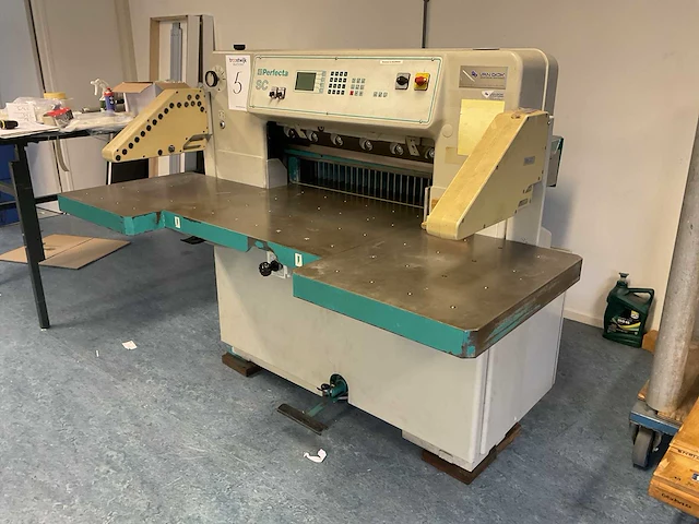 Perfecta 76 sc papiersnijmachine - afbeelding 9 van  15