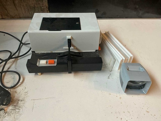 Perkeo p506 beamer - afbeelding 1 van  4