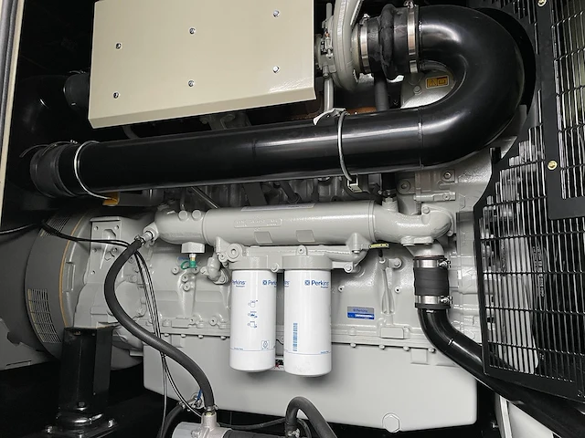 Perkins 2806d-e18tag1a - 700 kva - silent generator - afbeelding 2 van  15