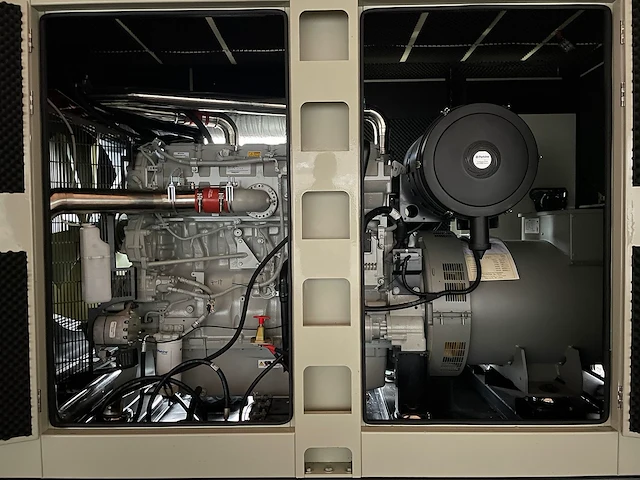 Perkins 2806d-e18tag1a - 700 kva - silent generator - afbeelding 11 van  15