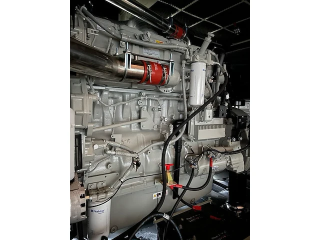 Perkins 2806d-e18tag1a - 700 kva - silent generator - afbeelding 12 van  15