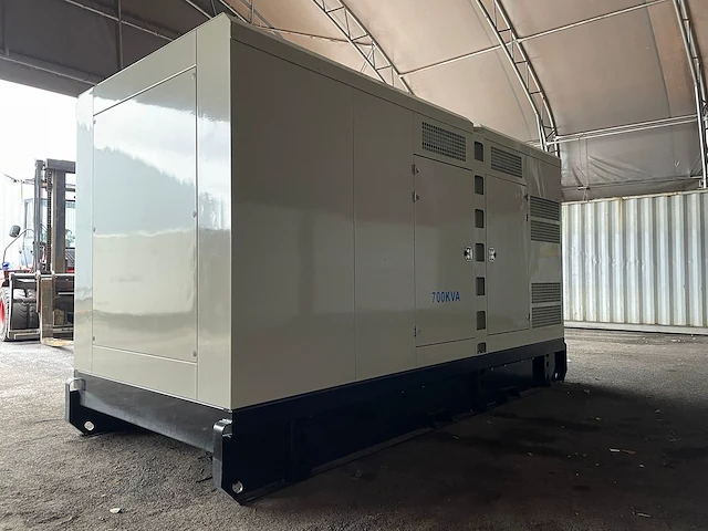 Perkins 2806d-e18tag1a - 700 kva - silent generator - afbeelding 9 van  15