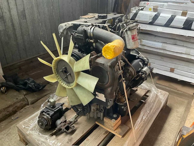 Perkins a4.2 dieselmotor - afbeelding 1 van  13