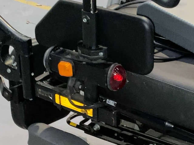 Permobil elektrische rolstoel - afbeelding 2 van  12