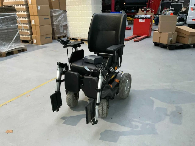 Permobil elektrische rolstoel - afbeelding 5 van  12