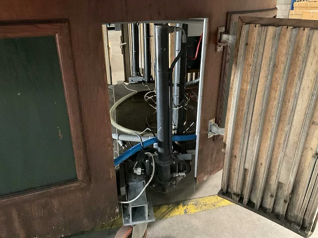 Peroni mobiele bar met hydraulisch dak - afbeelding 5 van  22