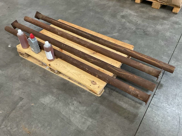 Peroni mobiele bar met hydraulisch dak - afbeelding 14 van  22