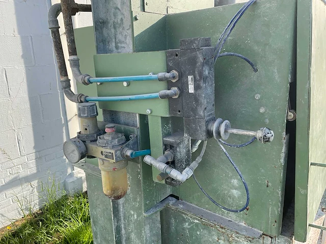 Pers installatie - afbeelding 6 van  14
