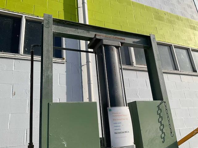 Pers installatie - afbeelding 11 van  14
