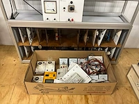 Perslucht & elektra onderdelen display - afbeelding 8 van  8