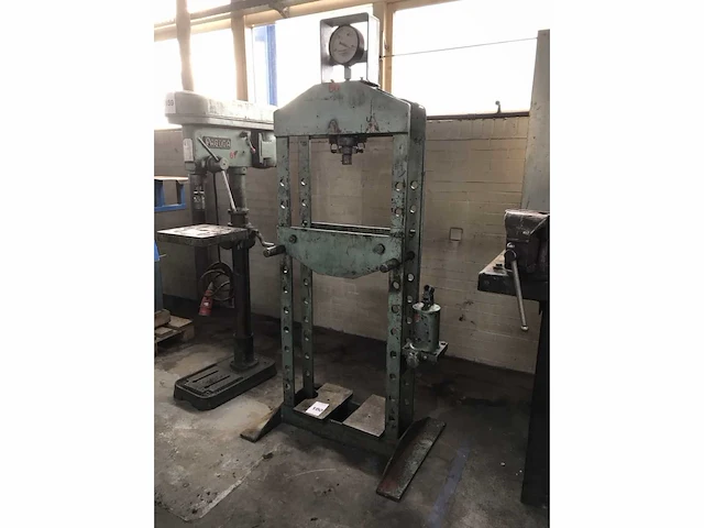 Persmachine - afbeelding 4 van  6