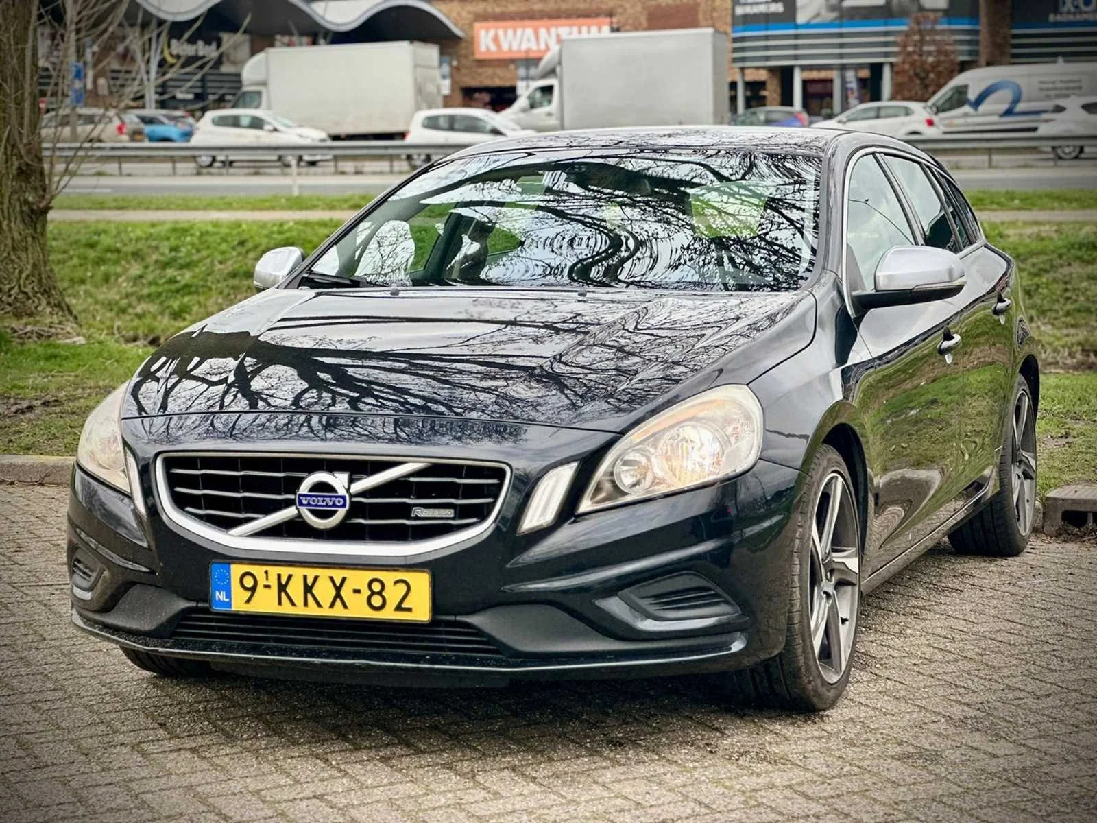 Personen- en bedrijfsauto’s in spijkenisse