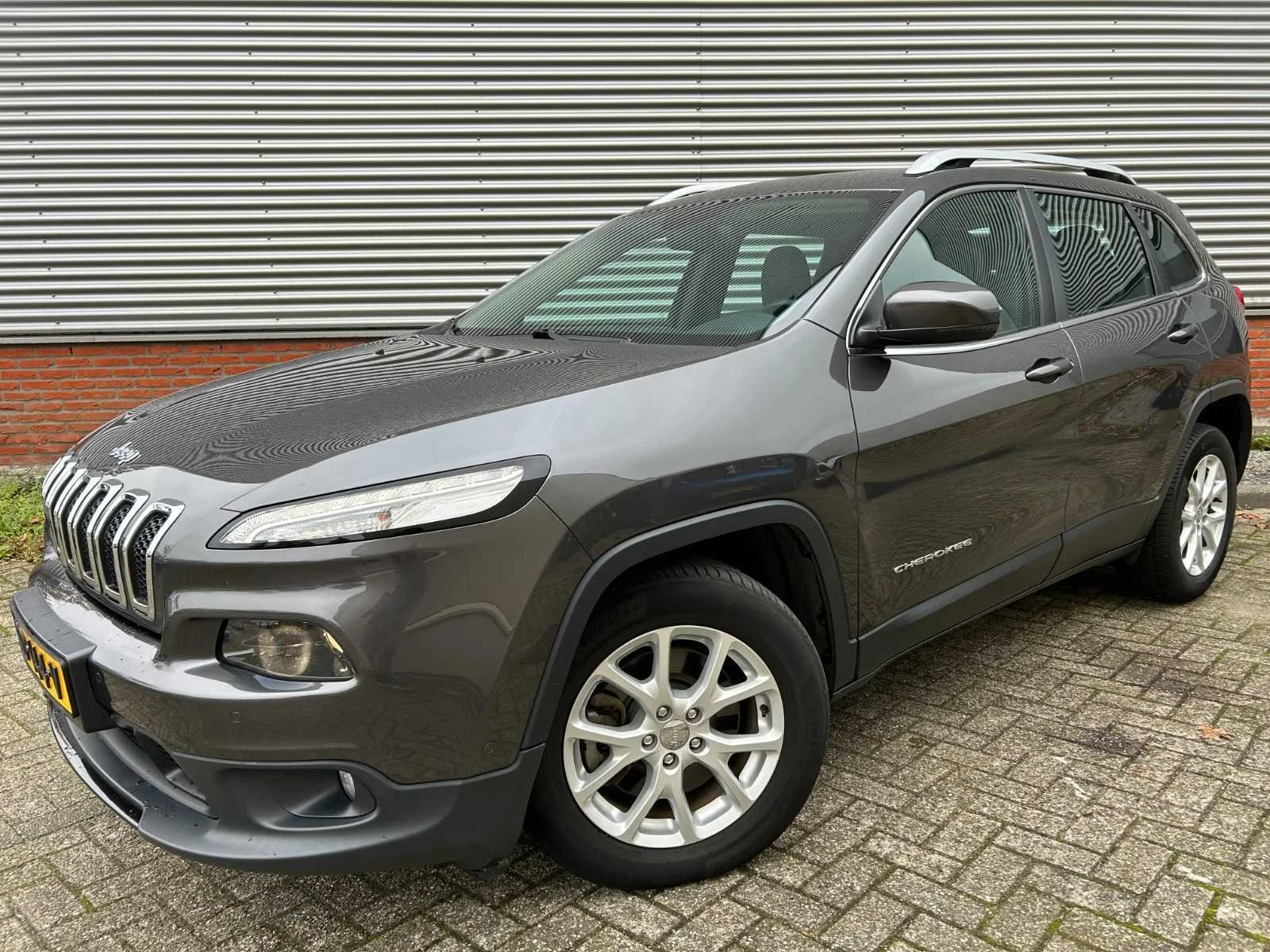 Personen- en bedrijfsauto’s in spijkenisse