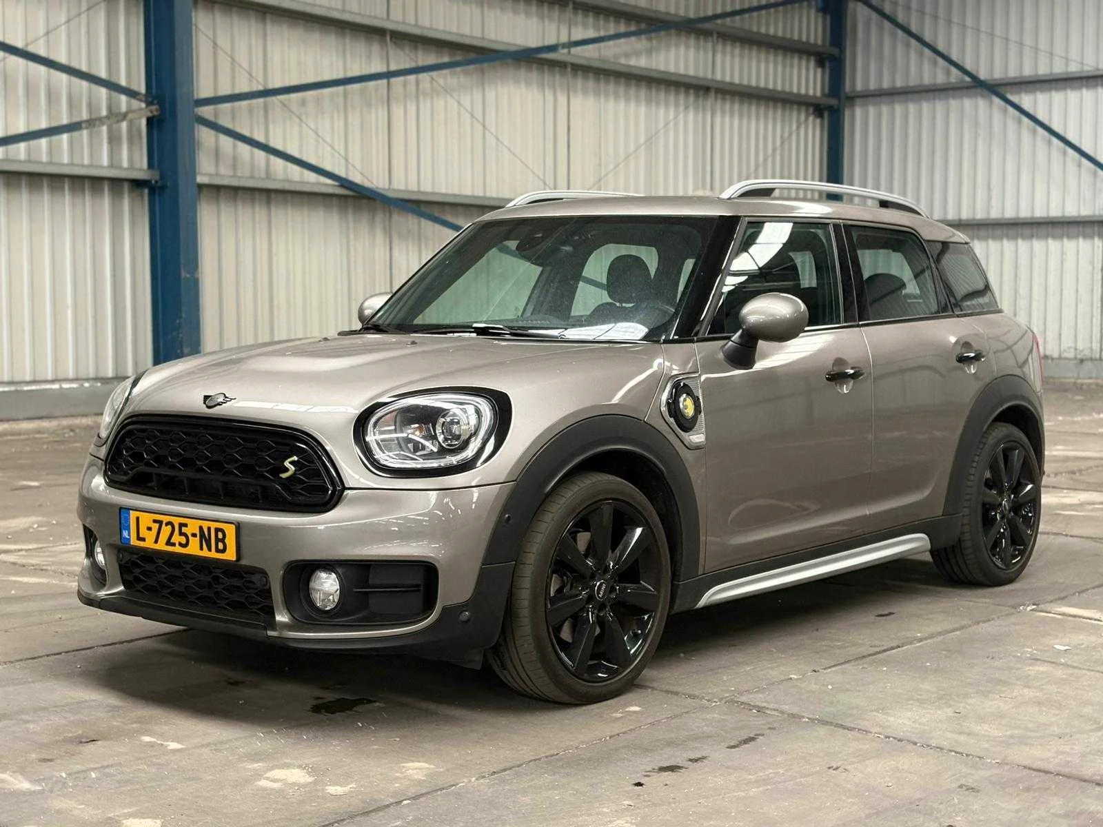 Personen- en bedrijfsauto’s in spijkenisse