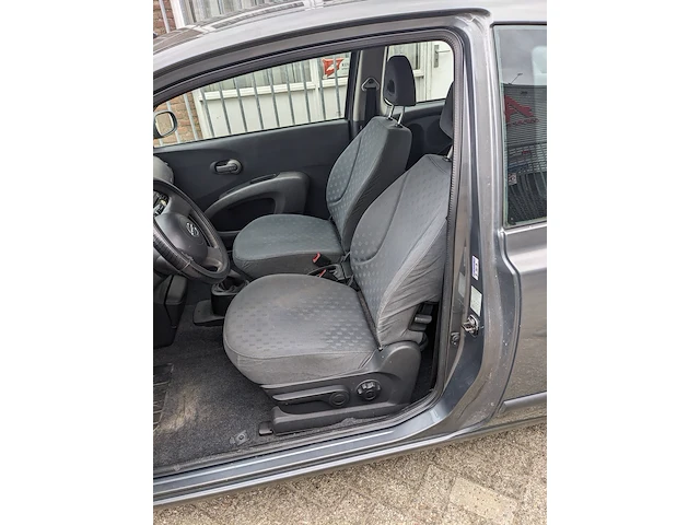 Personen auto nissan, micra, bouwjaar 2004 - afbeelding 33 van  34